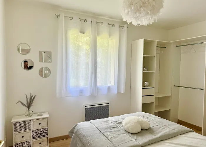 Caporizon -villa Pommier-6 Personnes-terrasse-jardin * Périgueux